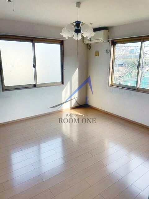 居室・リビング　洋室のお部屋です。