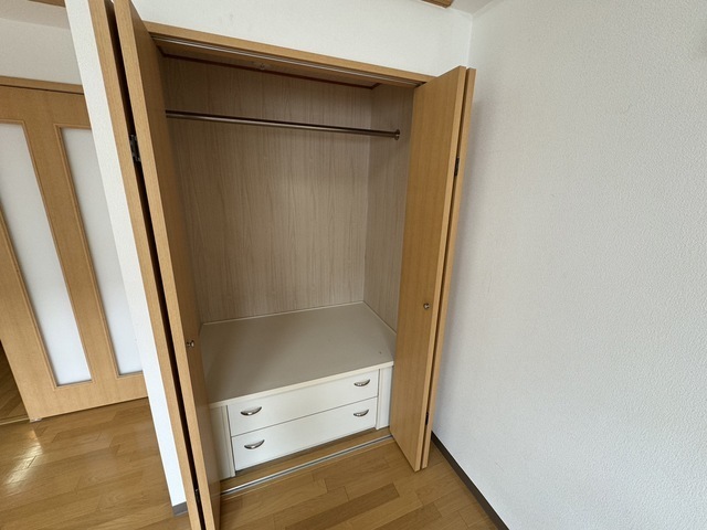 収納　※別号室の写真です。