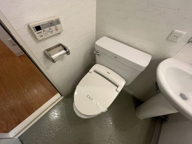 トイレ　参考写真