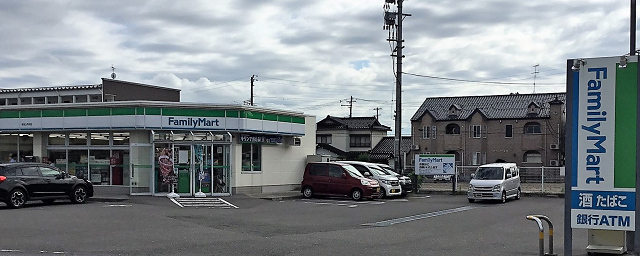 コンビニ　ファミリーマート新潟石山店（コンビニ）まで472m