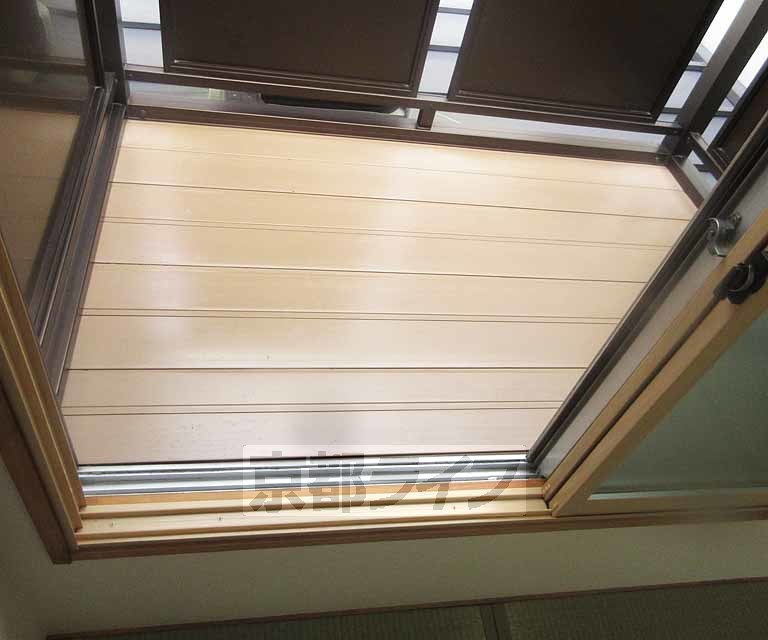 バルコニー　洗濯物などを干せます