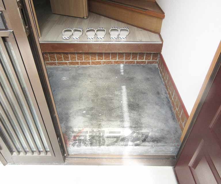 玄関　まとまった玄関です