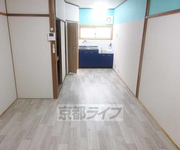 居室・リビング　きれいなお部屋です