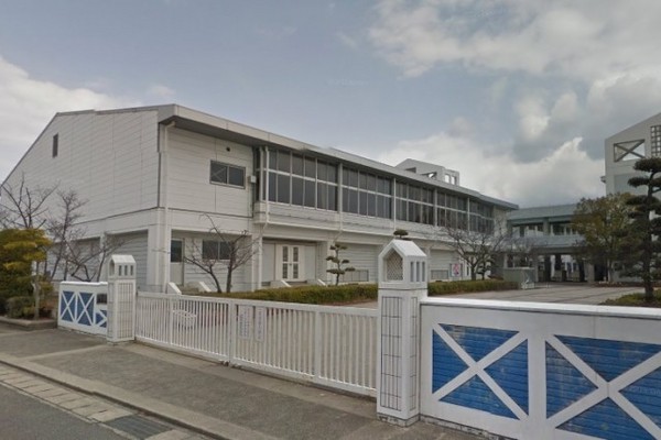 小学校　倉敷市立琴浦南小学校（小学校）まで733m