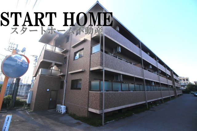 建物外観　落ち着いた雰囲気の外観です