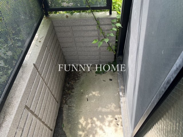 バルコニー　陽当たり良好のテラス♪