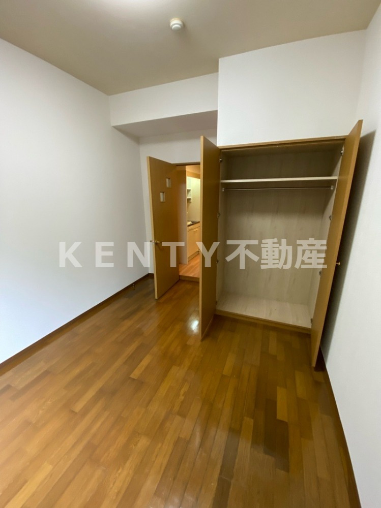その他部屋・スペース　落ち着いて過ごせるお部屋なので、寝室にいかがでしょうか