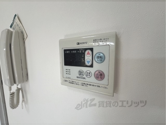 その他設備　給湯器リモコン