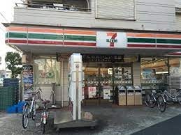 コンビニ　セブンイレブン 荒川千住大橋店（コンビニ）まで132m