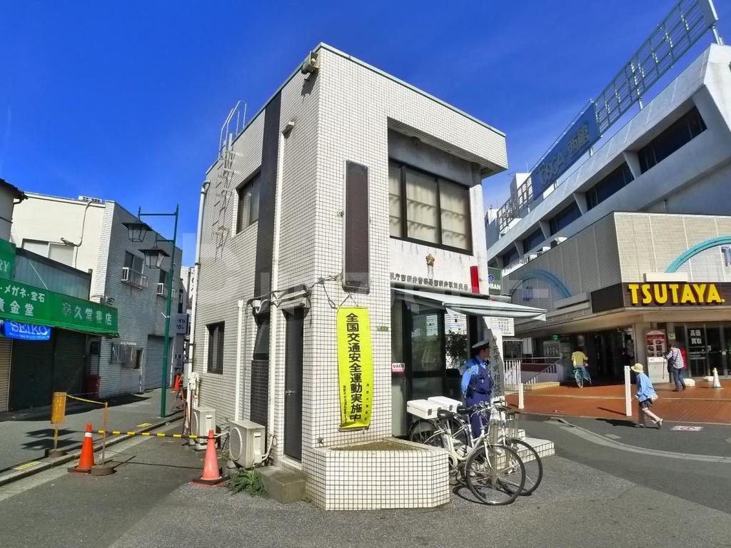 警察署・交番　西新井駅前交番（警察署・交番）まで600m