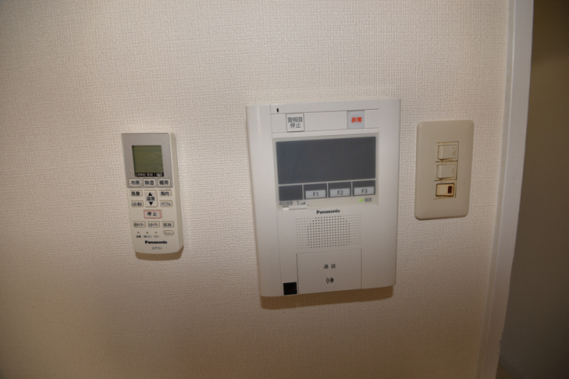 セキュリティ　写真は同マンションの他のお部屋のものです