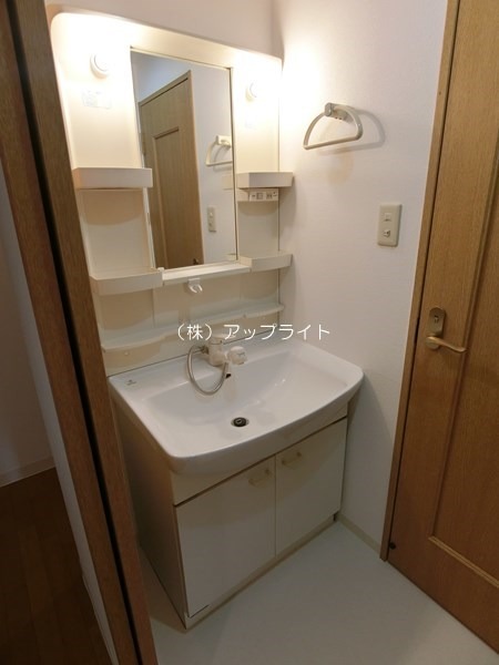 洗面設備　独立洗面台