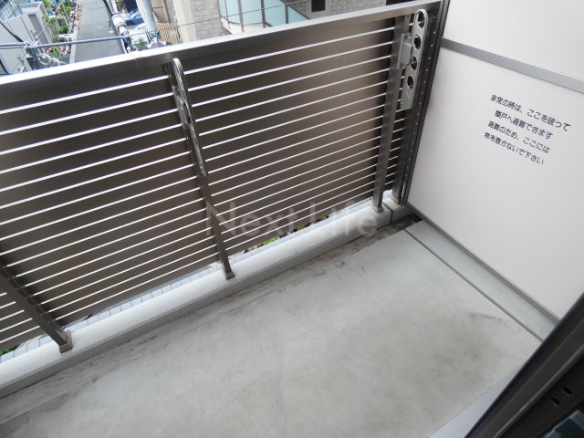 バルコニー　ロッソペレンネ