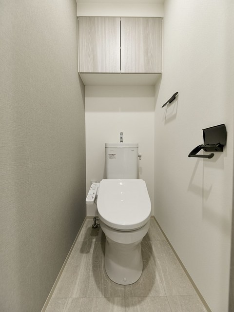 トイレ　※写真は同タイプ住戸です。