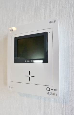 セキュリティ　TVモニターホン付きで女性には安心ですね