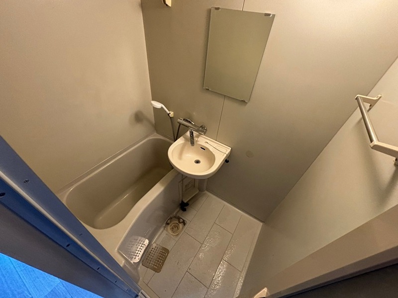 バス・シャワールーム　別部屋参考写真