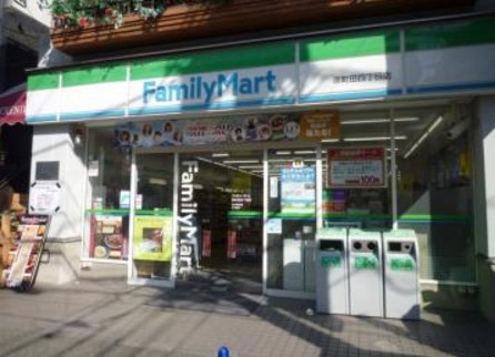 コンビニ　ファミリーマート 八丁堀駅前店（コンビニ）まで423m