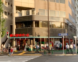 スーパー　まいばすけっと 新中野駅前店（スーパー）まで428m