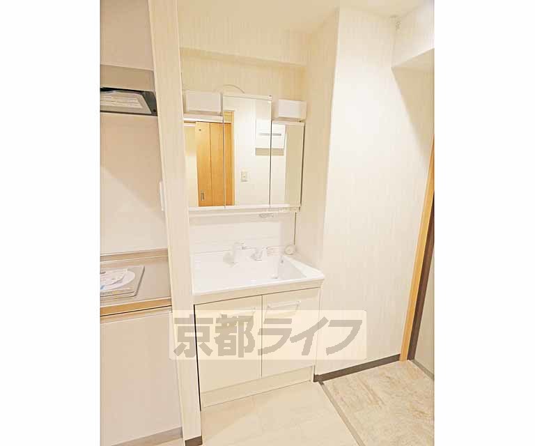 洗面設備　シャンプードレッサー。