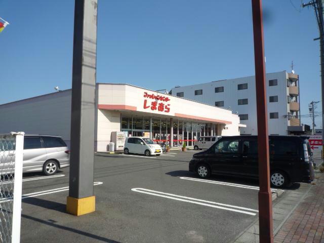 ショッピングセンター　ファッションセンターしまむら河芸店（ショッピングセンター）まで551m