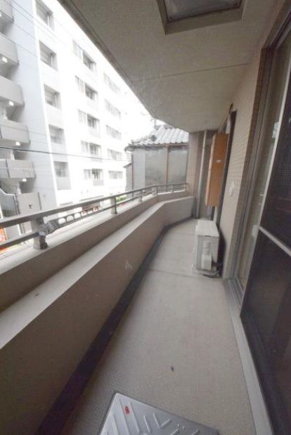 バルコニー　落ち着いた時間を過ごせるバルコニーです