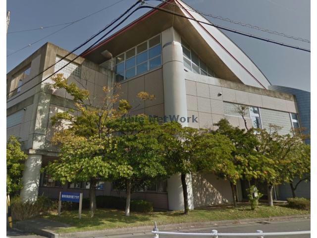 図書館　碧南市民図書館南部分館（図書館）まで987m