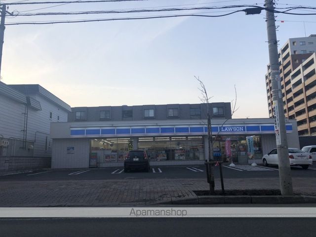 コンビニ　ローソン（コンビニ）まで474m