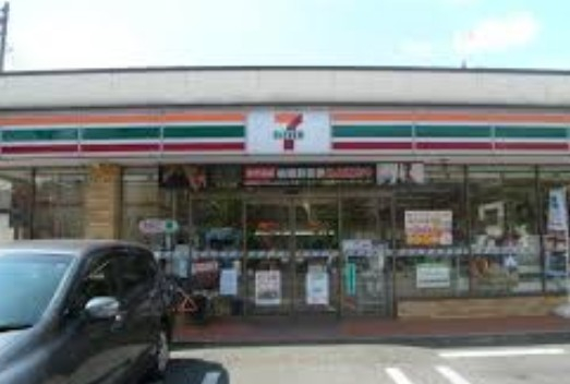 コンビニ　セブンイレブン 台東石浜店（コンビニ）まで674m