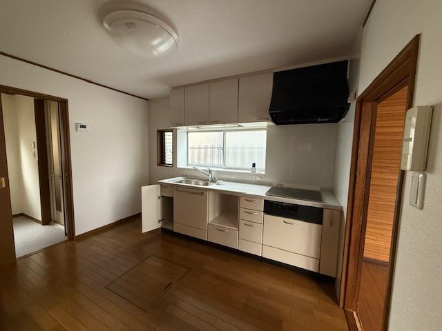 二屋貸家の居間写真