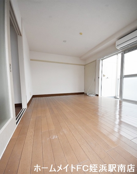 眺望　★角部屋で2面採光のお部屋！★