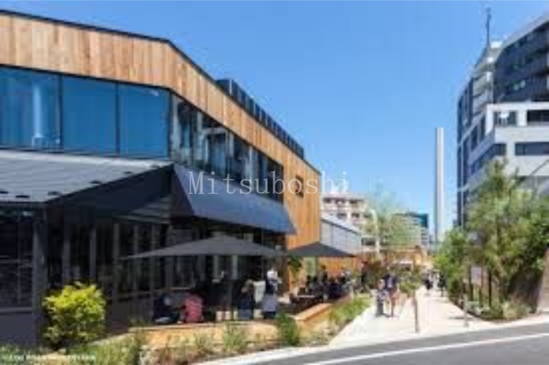 ショッピングセンター　LOG　ROAD　DAIKANYAMA（ショッピングセンター）まで825m