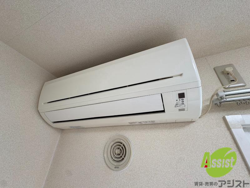 その他設備　エアコンもあり暑い夏もこれで快適ですよ～