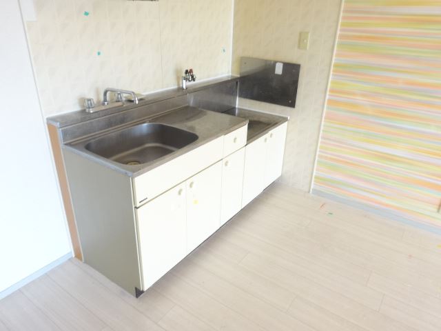 キッチン　２口コンロを設置頂くタイプです