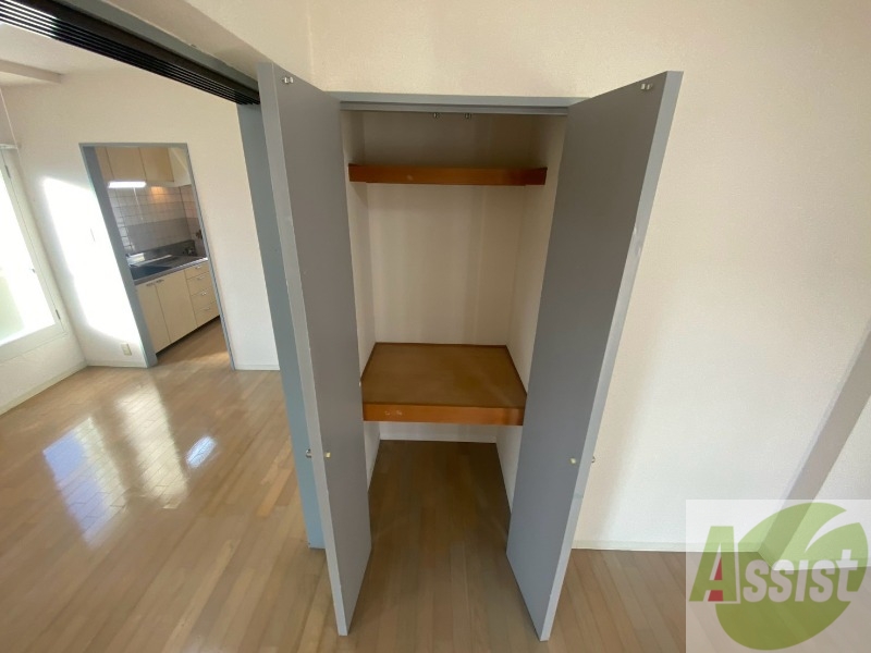 収納　収納もバッチリあるのでお部屋が片付きますよ！