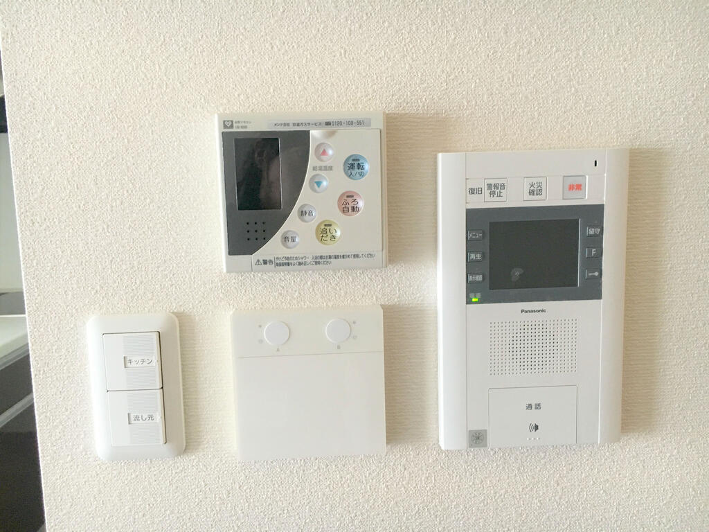 セキュリティ　同仕様写真(※同マンションの別部屋の写真です。)