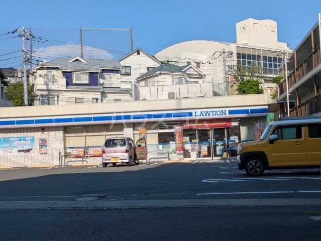 コンビニ　ローソン青葉さつきが丘店（コンビニ）まで666m