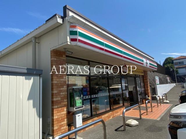 コンビニ　セブン-イレブン 綾瀬大上３丁目店（コンビニ）まで431m