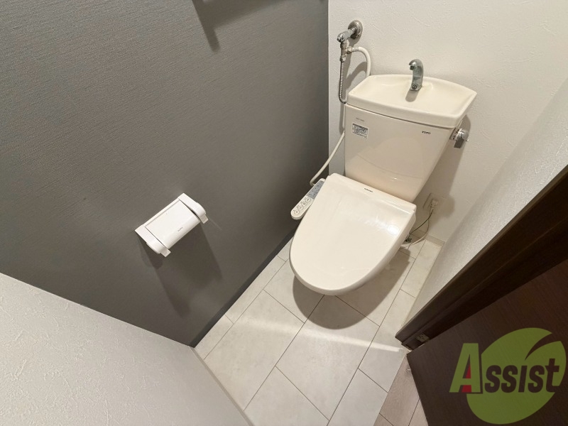 トイレ　トイレです。ウォシュレット付を探している方、おすすめです。