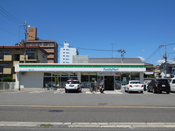 コンビニ　ファミリーマート南観音二丁目店（コンビニ）まで310m