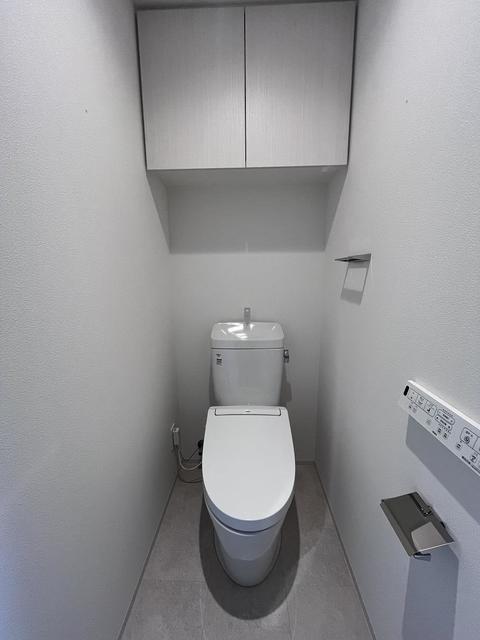 トイレ　※写真は同タイプ住戸です。