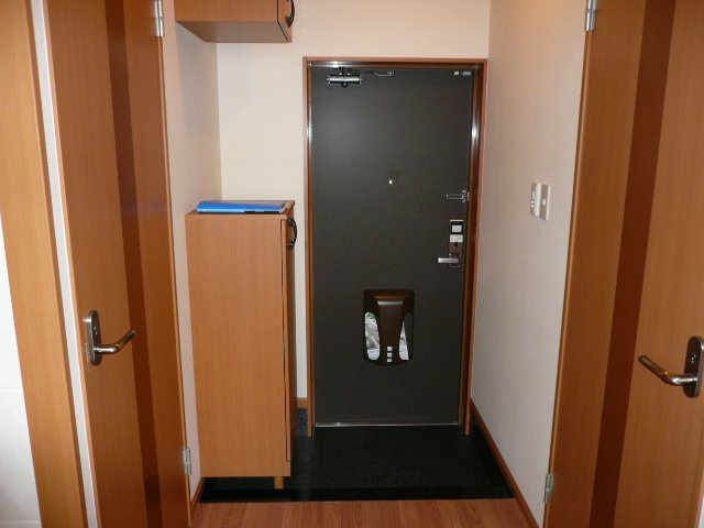 玄関　玄関（イメージ）