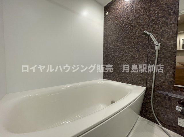 バス・シャワールーム　※別部屋参考写真