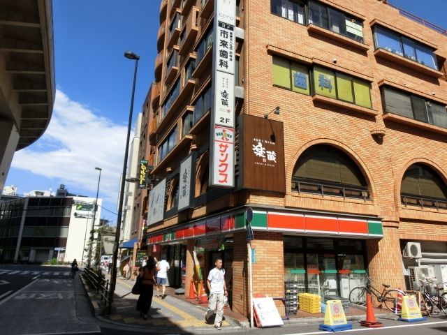 コンビニ　サンクス日暮里店（コンビニ）まで392m