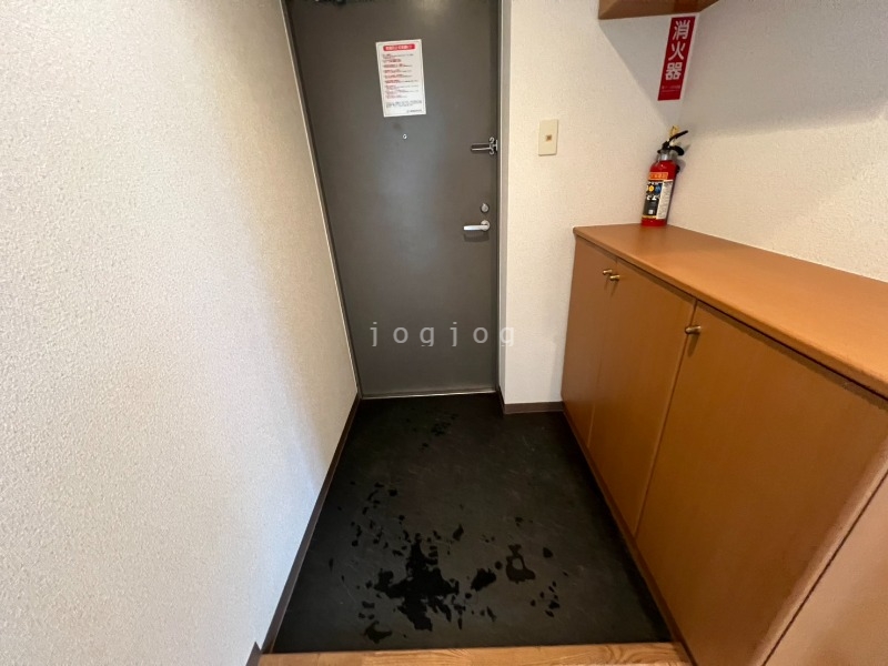 玄関　ゆったりとした玄関です。