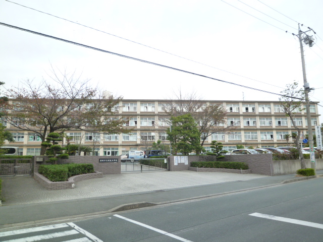 中学校　浜松市立開成中学校（中学校）まで821m