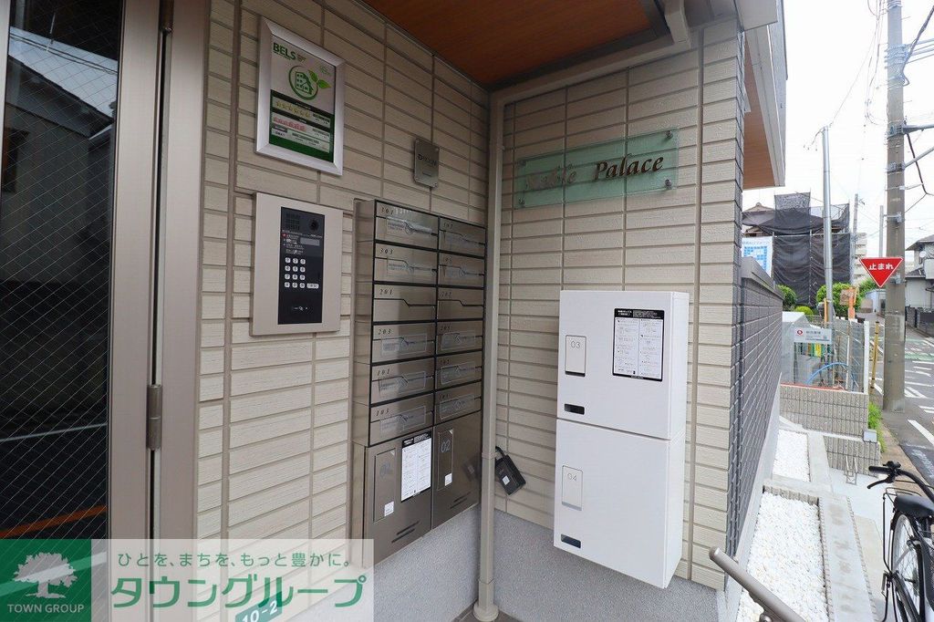 エントランス　エントランス