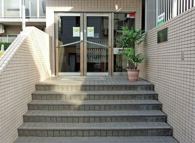 その他設備　ポート旗の台