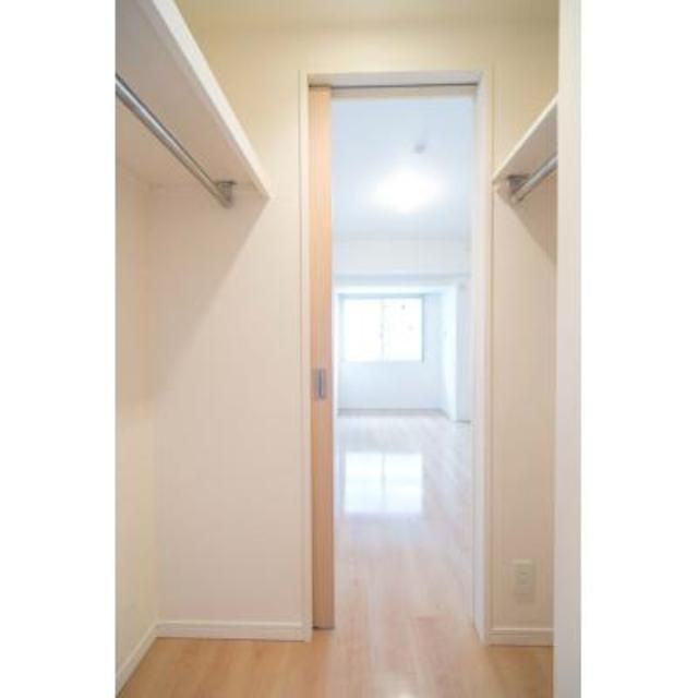 収納　写真は同タイプ住居です。