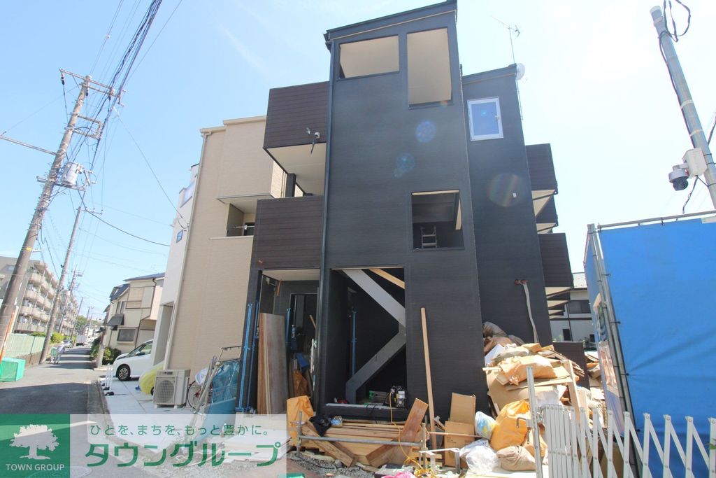EVERA大倉山の外観写真