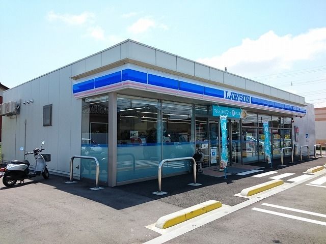 コンビニ　ローソン（コンビニ）まで350m